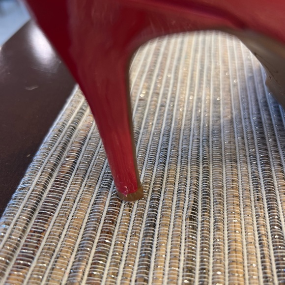 Jessica Simpson - size 7; high heeled; Red Shoes - Picture 9 of 9